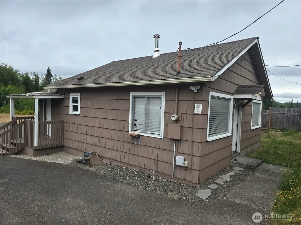 23371 E State Route 3 Belfair WA 98528