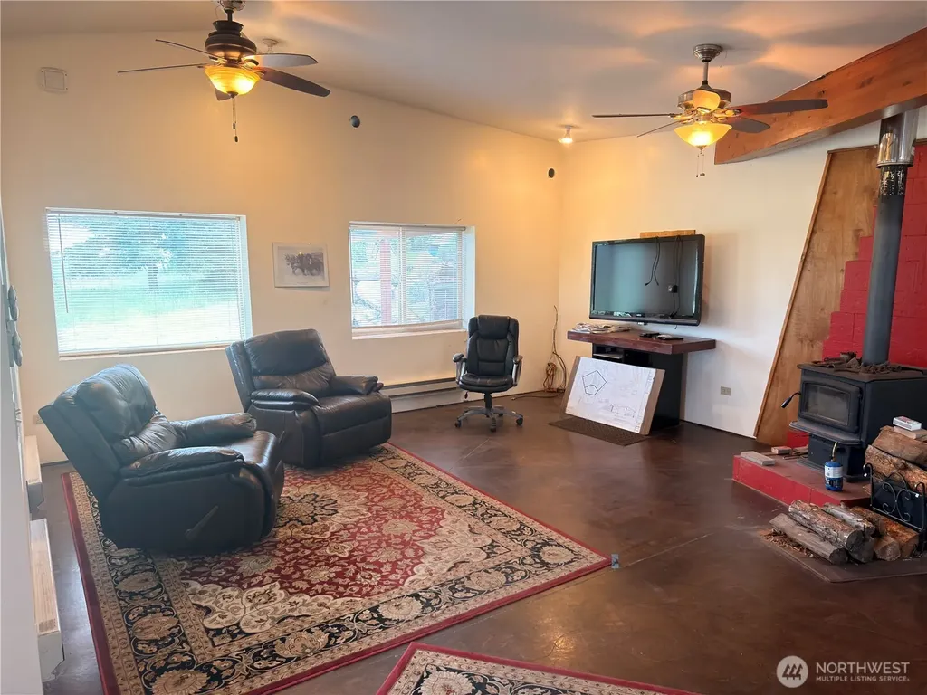 12 S Teal Lake Road Oroville WA 98844