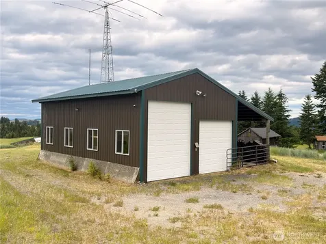 12 S Teal Lake Road Oroville WA 98844
