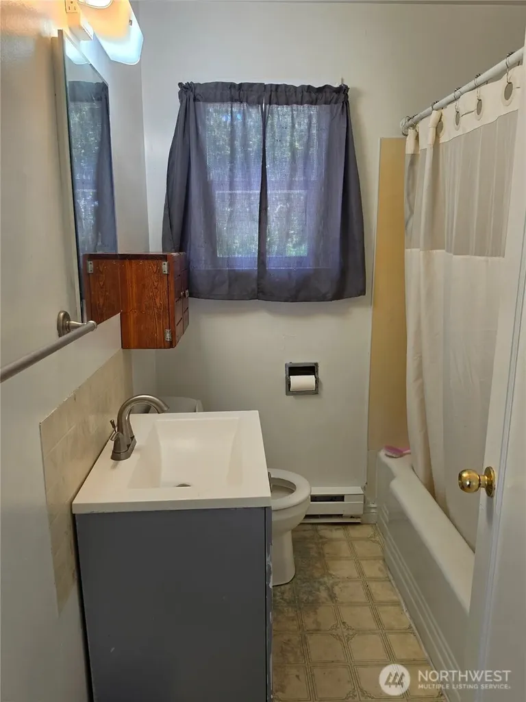 130 D Street NE Ephrata WA 98823