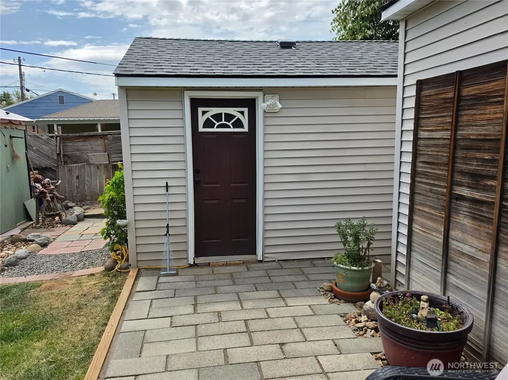 130 D Street NE Ephrata WA 98823