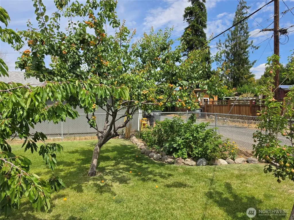 130 D Street NE Ephrata WA 98823