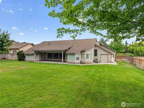 361 Rachel Road Kennewick WA 99338