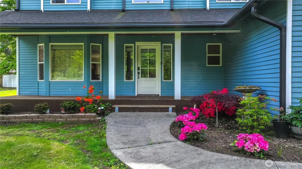 26504 33rd Avenue NE Arlington WA 98223
