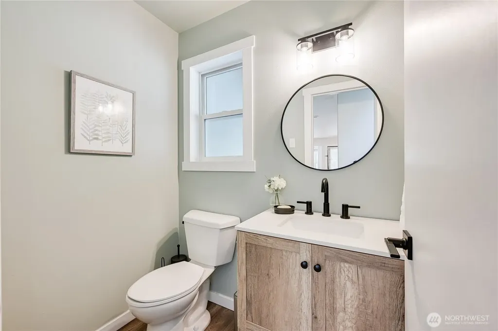 26504 33rd Avenue NE Arlington WA 98223
