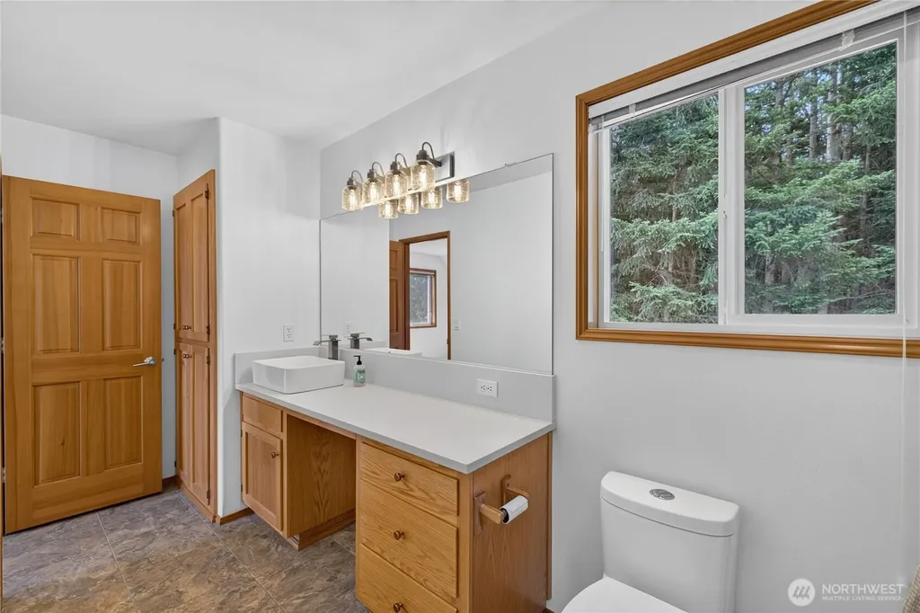 955 Doyle Lane Oak Harbor WA 98277