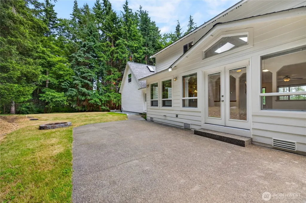 955 Doyle Lane Oak Harbor WA 98277