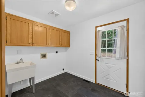 955 Doyle Lane Oak Harbor WA 98277