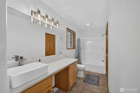 955 Doyle Lane Oak Harbor WA 98277