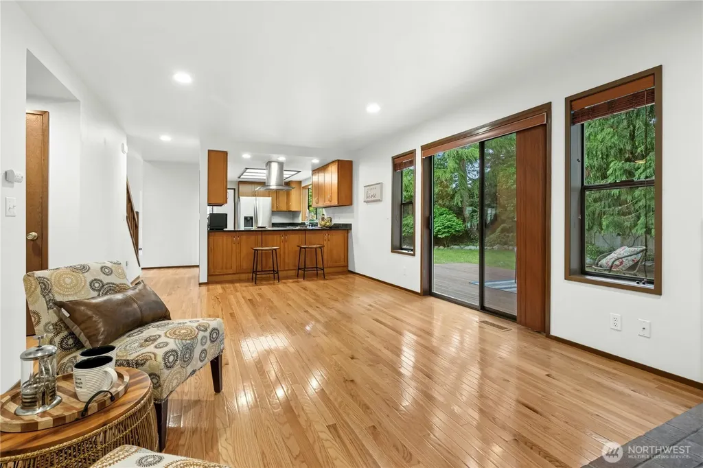 5211 103rd Street SW Mukilteo WA 98275