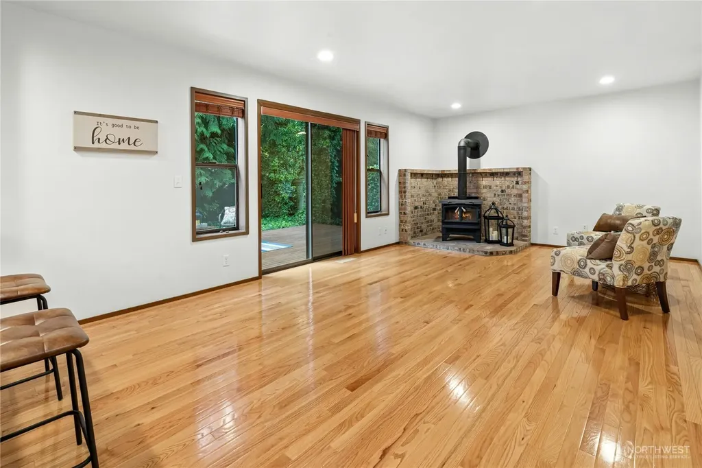 5211 103rd Street SW Mukilteo WA 98275