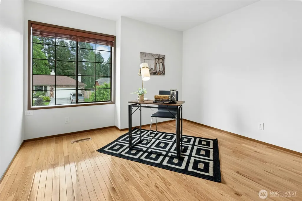 5211 103rd Street SW Mukilteo WA 98275