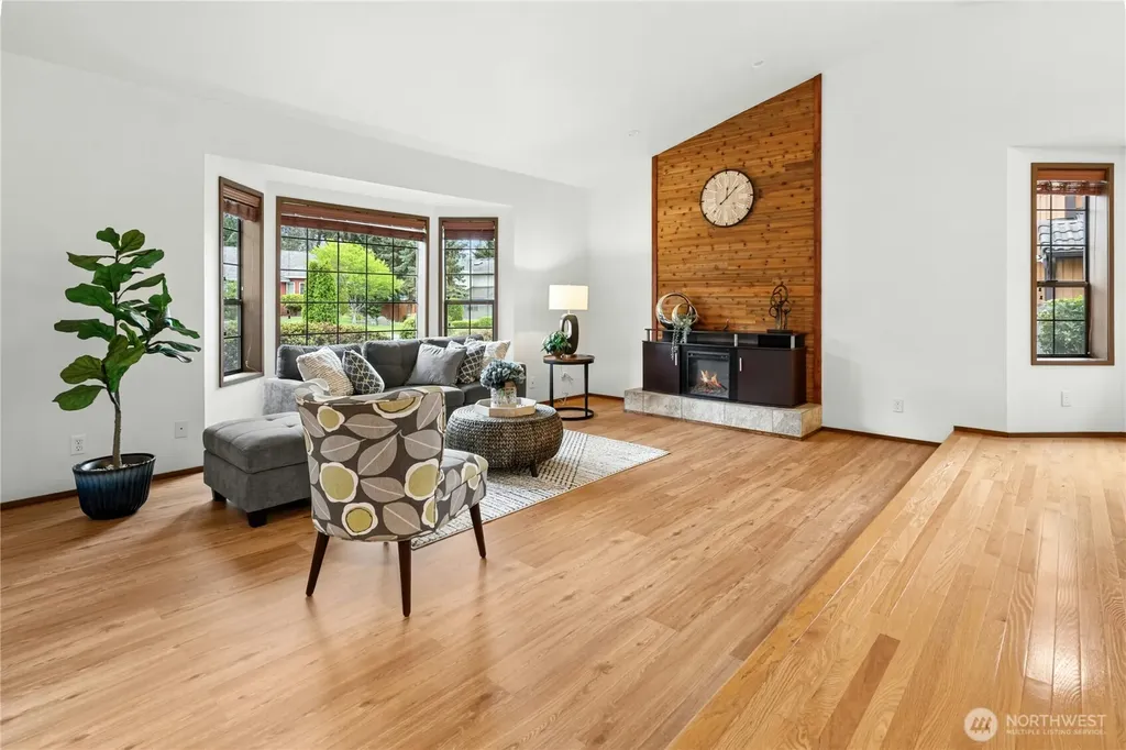 5211 103rd Street SW Mukilteo WA 98275