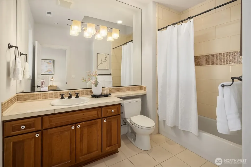 3489 NE Harrison Street Issaquah WA 98029