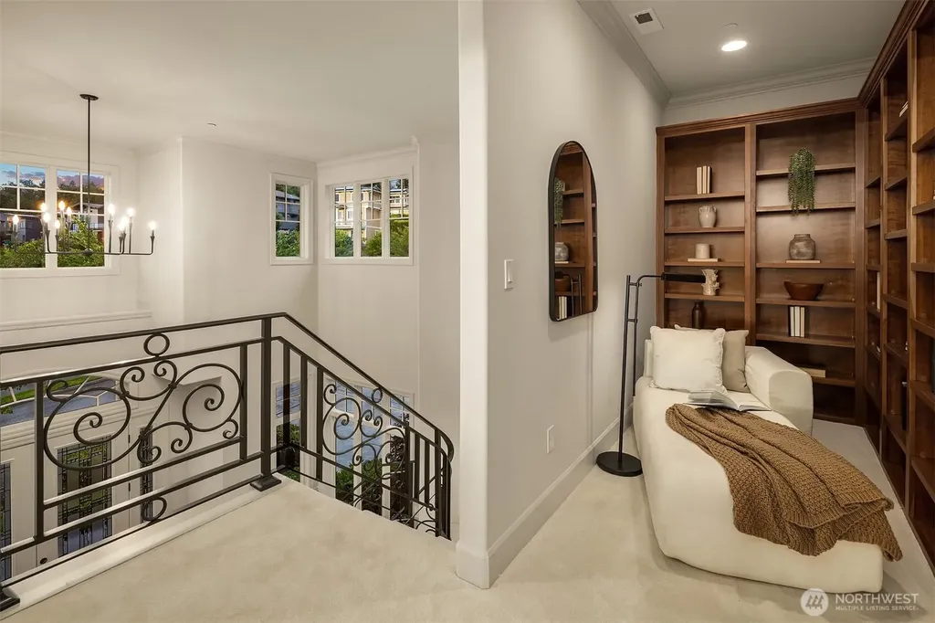 3489 NE Harrison Street Issaquah WA 98029