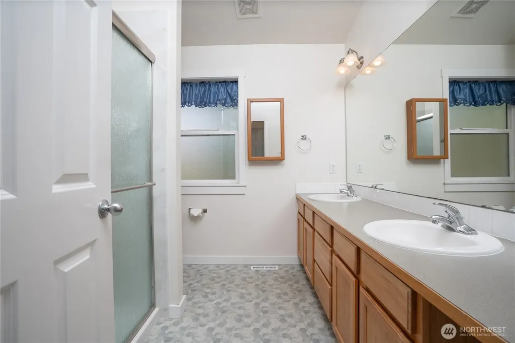 6415 54th Avenue NW Gig Harbor WA 98335