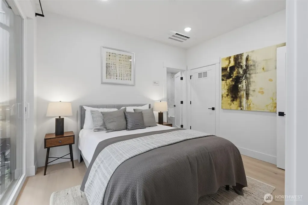 2014 Fairview Avenue E Seattle WA 98102