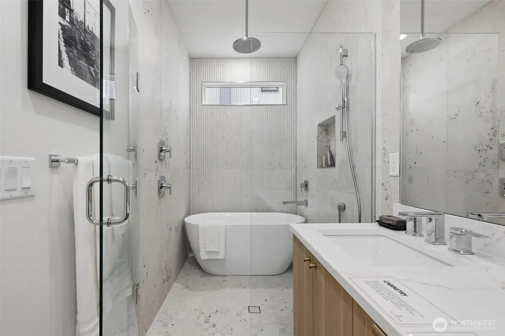2014 Fairview Avenue E Seattle WA 98102