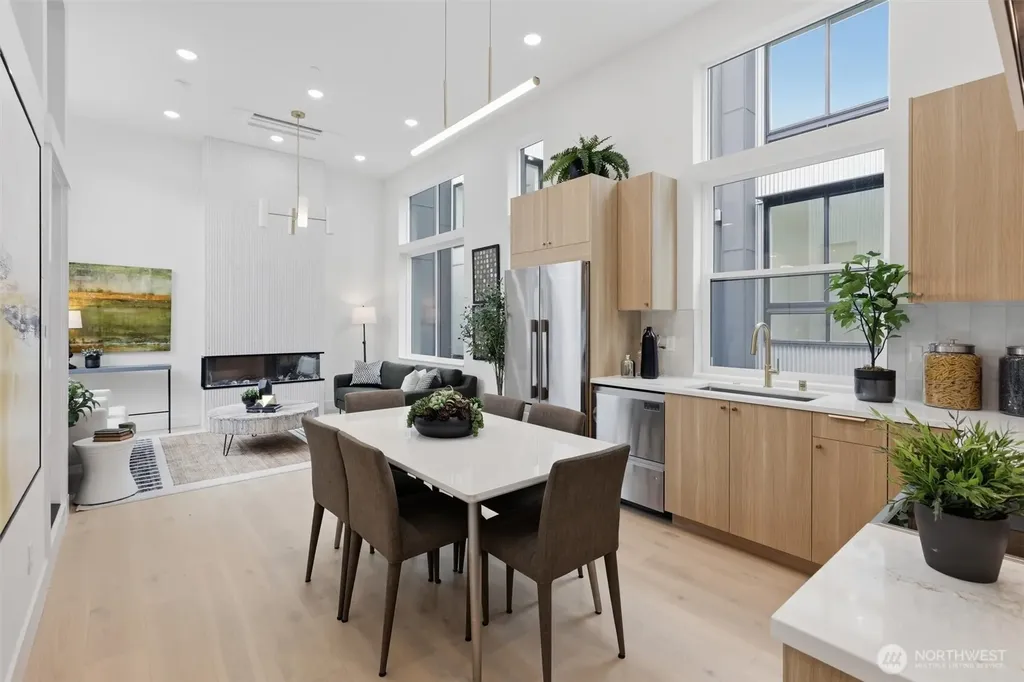 2014 Fairview Avenue E Seattle WA 98102