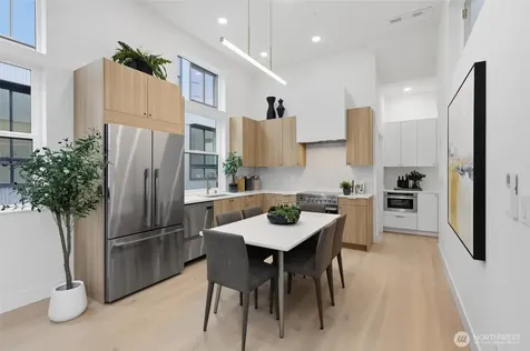 2014 Fairview Avenue E Seattle WA 98102
