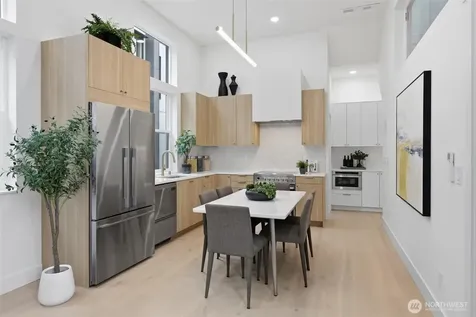 2014 Fairview Avenue E Seattle WA 98102