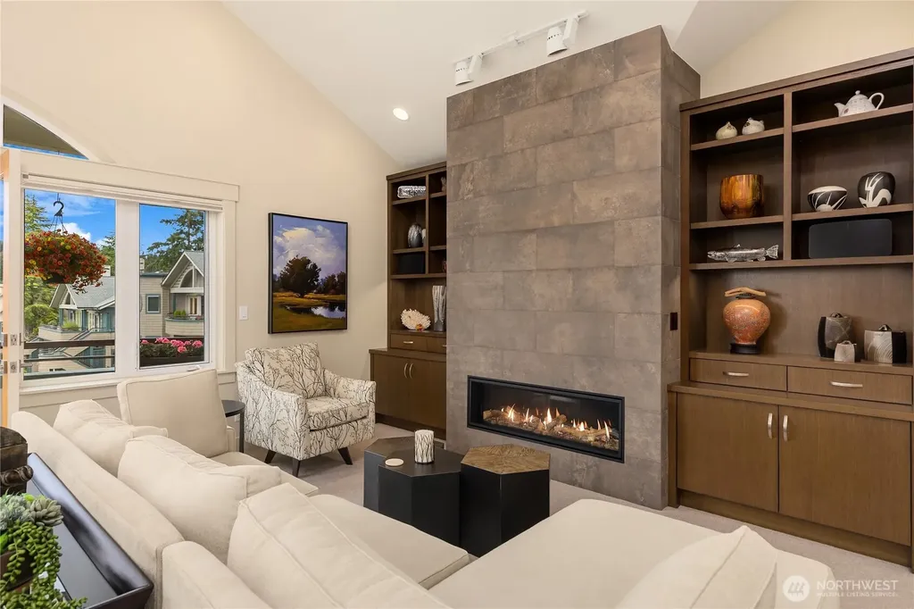450 Wood Avenue SW Bainbridge Island WA 98110