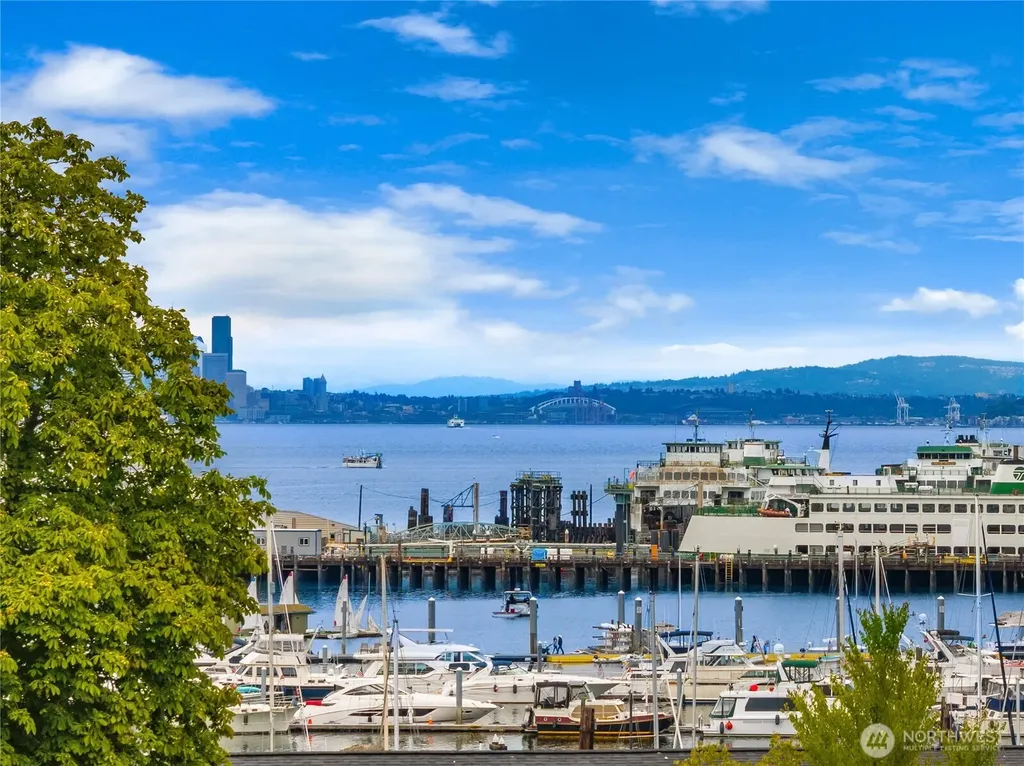 450 Wood Avenue SW Bainbridge Island WA 98110