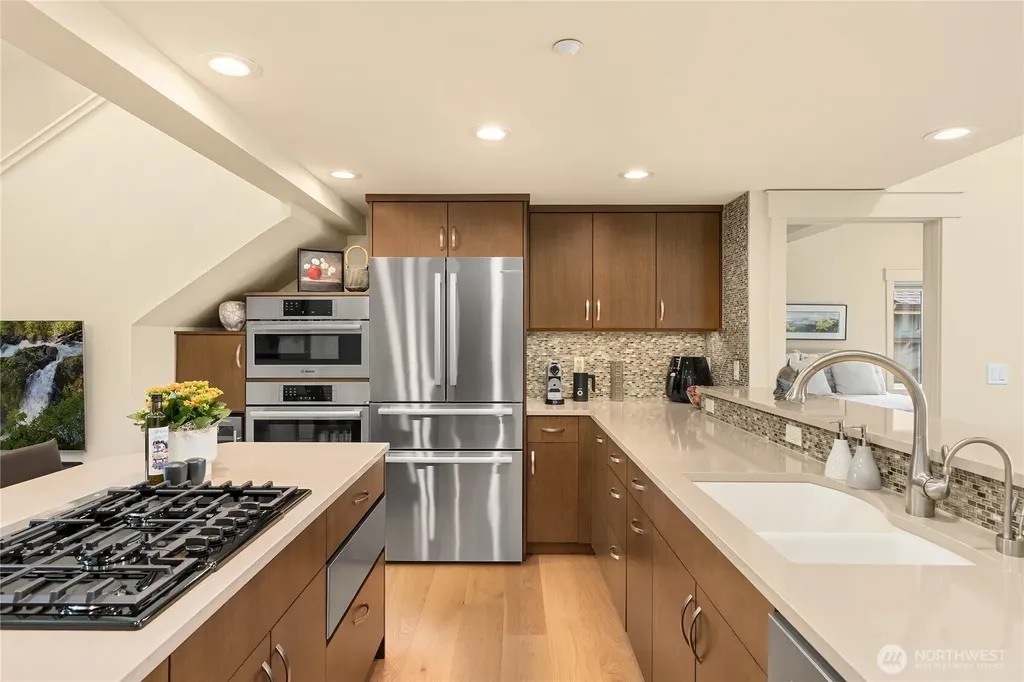 450 Wood Avenue SW Bainbridge Island WA 98110