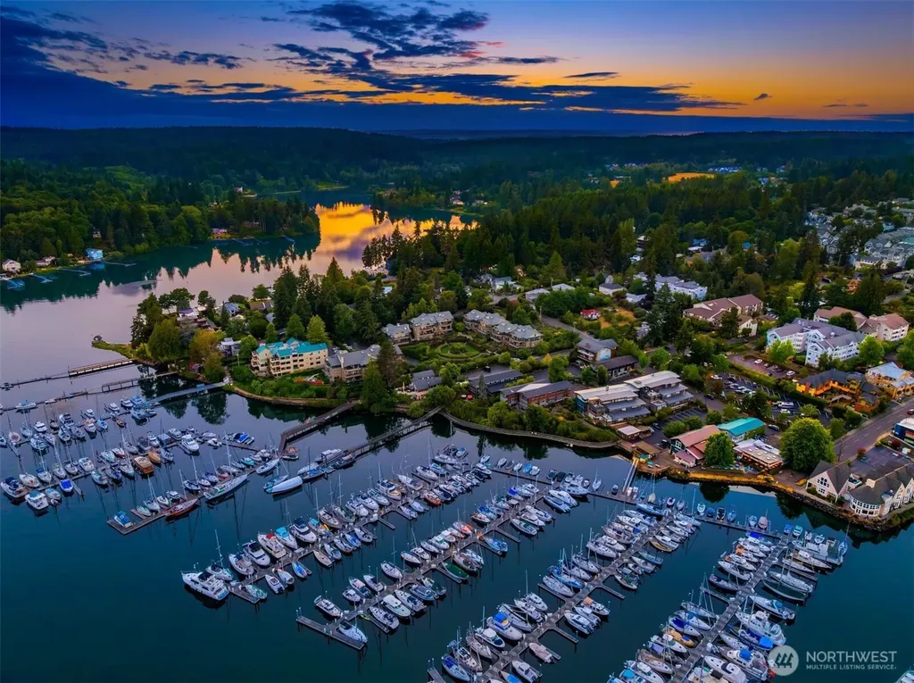 450 Wood Avenue SW Bainbridge Island WA 98110