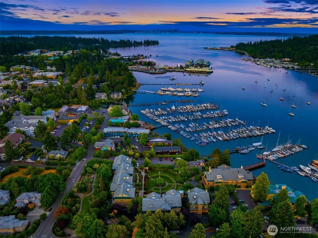 450 Wood Avenue SW Bainbridge Island WA 98110