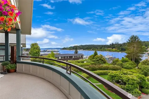 450 Wood Avenue SW Bainbridge Island WA 98110