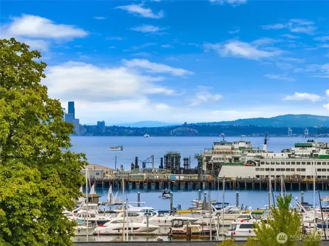450 Wood Avenue SW Bainbridge Island WA 98110