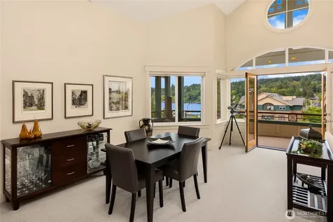 450 Wood Avenue SW Bainbridge Island WA 98110