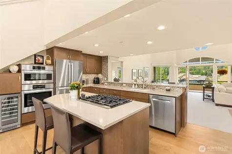 450 Wood Avenue SW Bainbridge Island WA 98110
