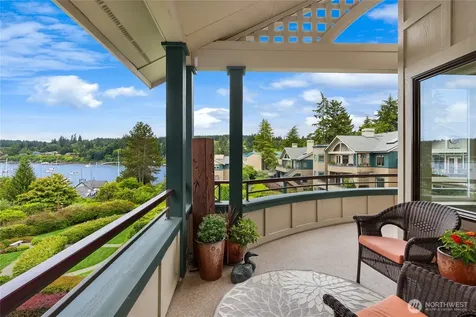 450 Wood Avenue SW Bainbridge Island WA 98110