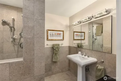 450 Wood Avenue SW Bainbridge Island WA 98110
