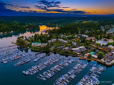 450 Wood Avenue SW Bainbridge Island WA 98110