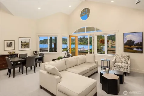 450 Wood Avenue SW Bainbridge Island WA 98110