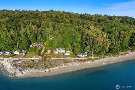 27830 Manzanita Beach Road SW Vashon WA 98070