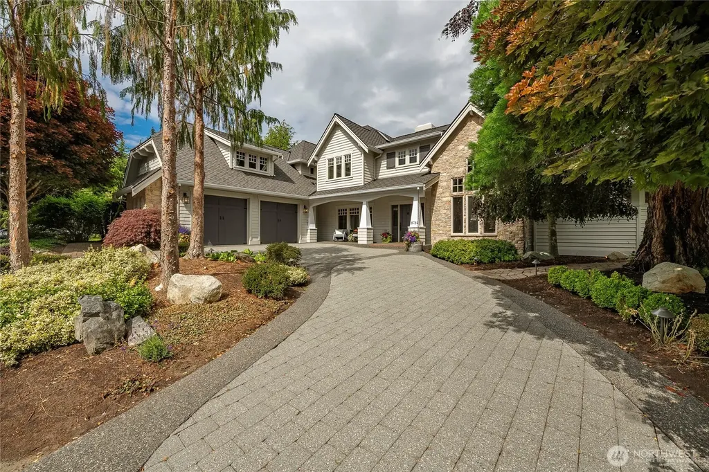 8784 Goshawk Road Blaine WA 98230
