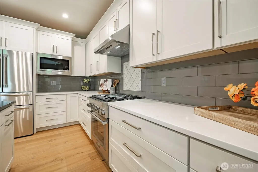 8784 Goshawk Road Blaine WA 98230