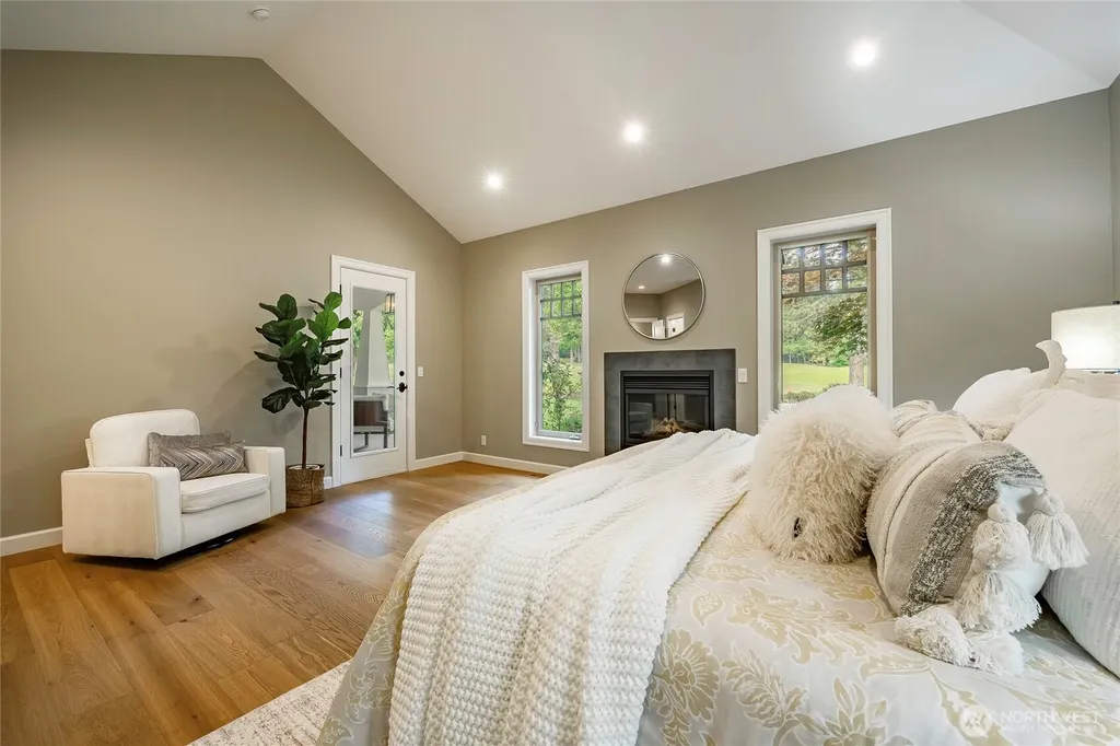 8784 Goshawk Road Blaine WA 98230