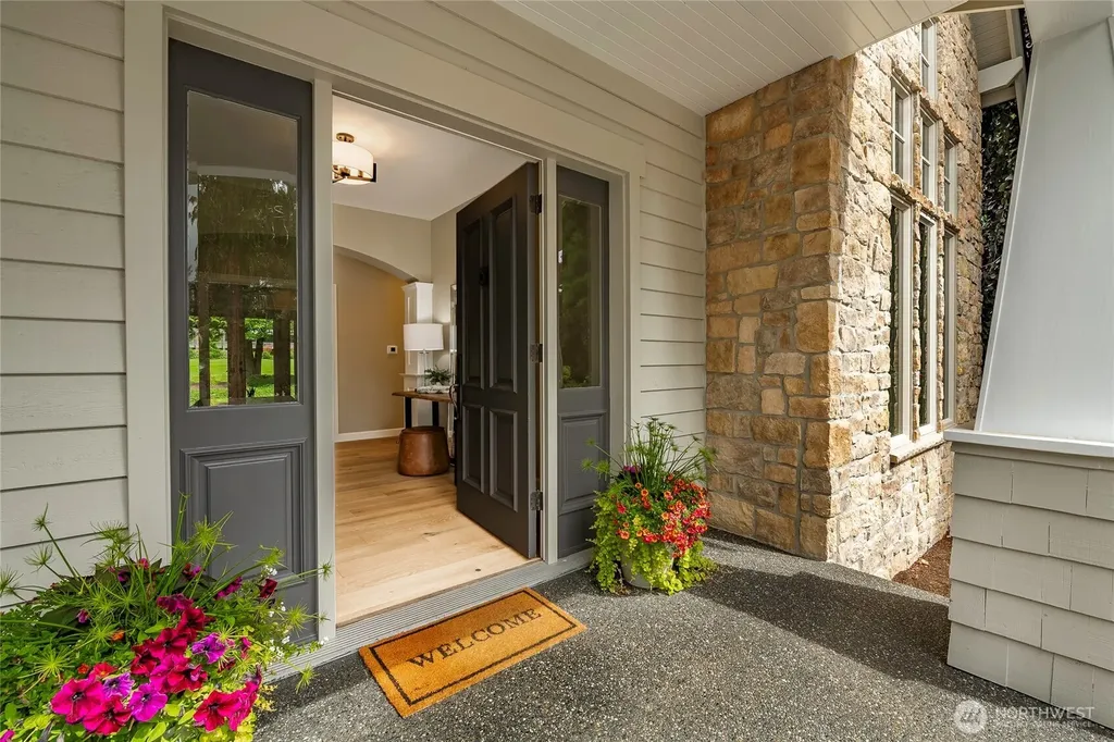 8784 Goshawk Road Blaine WA 98230