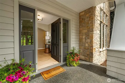 8784 Goshawk Road Blaine WA 98230