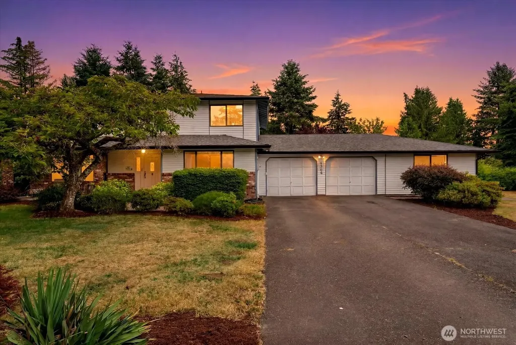 4306 Brookdale Road E Tacoma WA 98446