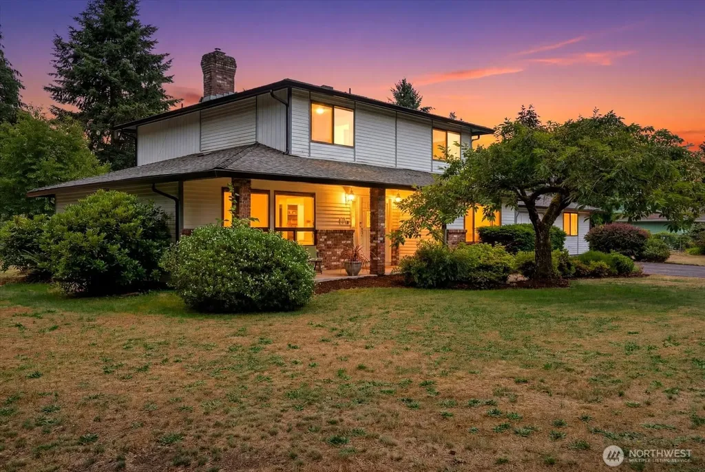 4306 Brookdale Road E Tacoma WA 98446
