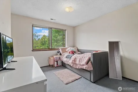 4306 Brookdale Road E Tacoma WA 98446