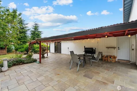 4306 Brookdale Road E Tacoma WA 98446
