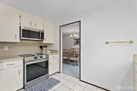 4306 Brookdale Road E Tacoma WA 98446