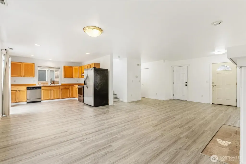 110 Ferndale Avenue SE Renton WA 98056